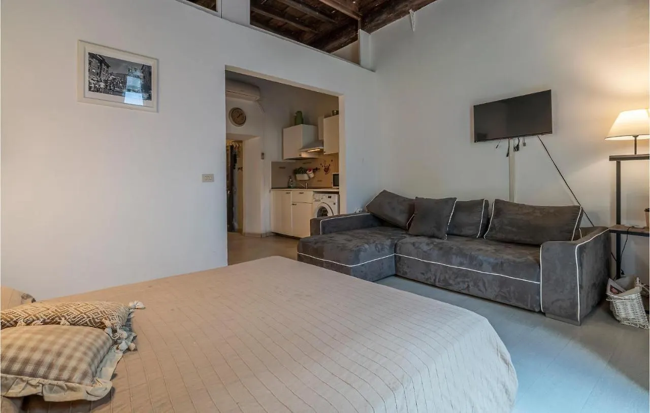 Stunning Apartment In Roma With Kitchen Rome